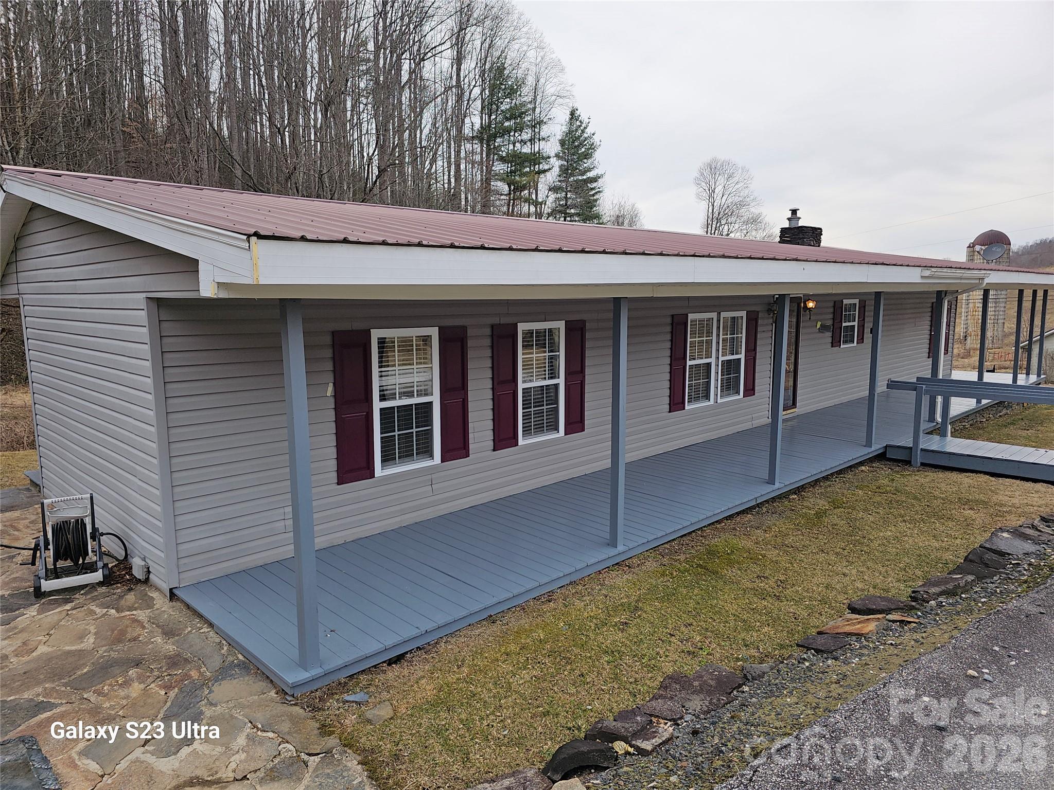 656 Water Street Property Photo 7