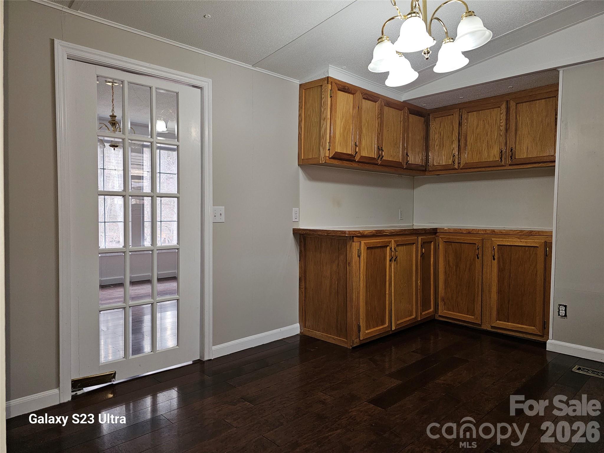 656 Water Street Property Photo 16