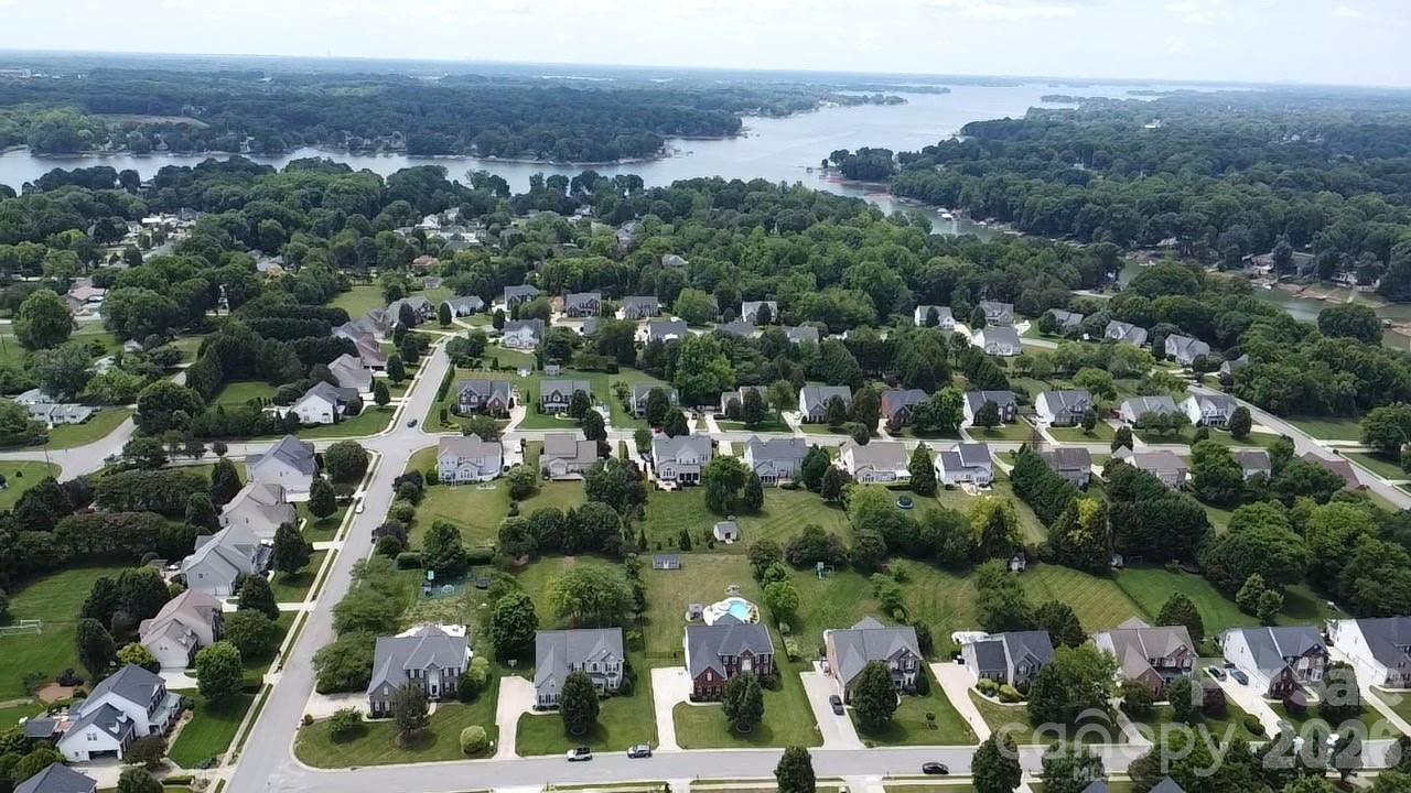 286 Corona Circle Property Photo 43