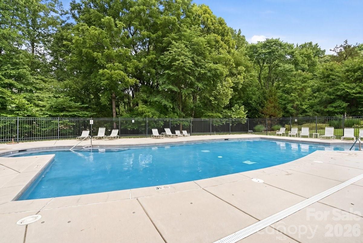 286 Corona Circle Property Photo 45