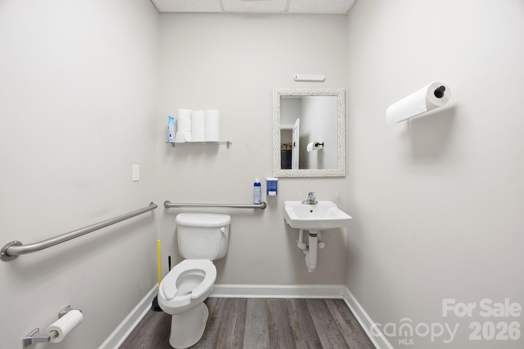2120 Crown Centre Drive 100 Property Photo 21