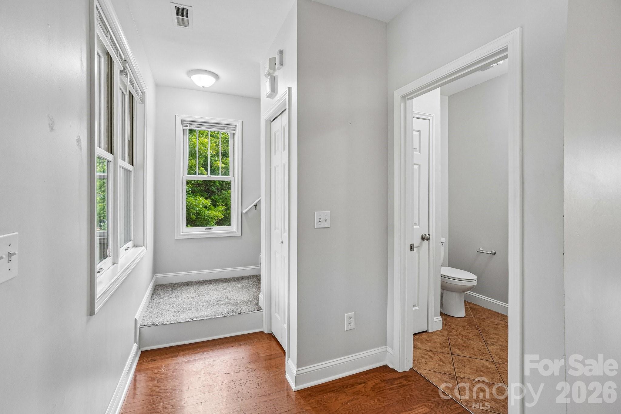 25 Houston Street Property Photo 32