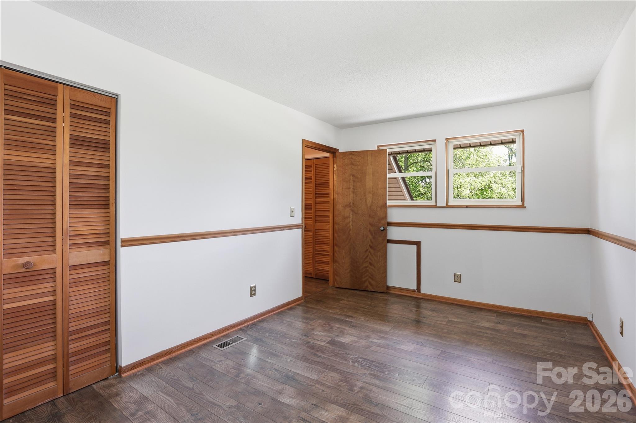 207 Wood Dale Drive Property Photo 25