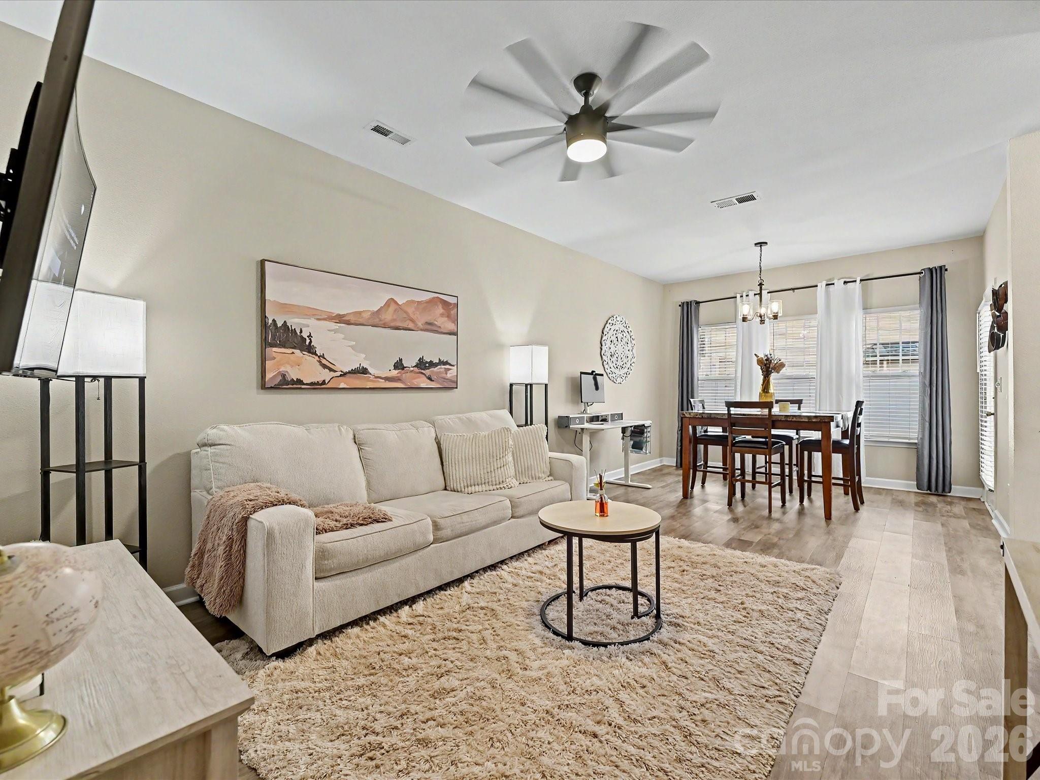 334 Bridal Veil Drive Property Photo 1