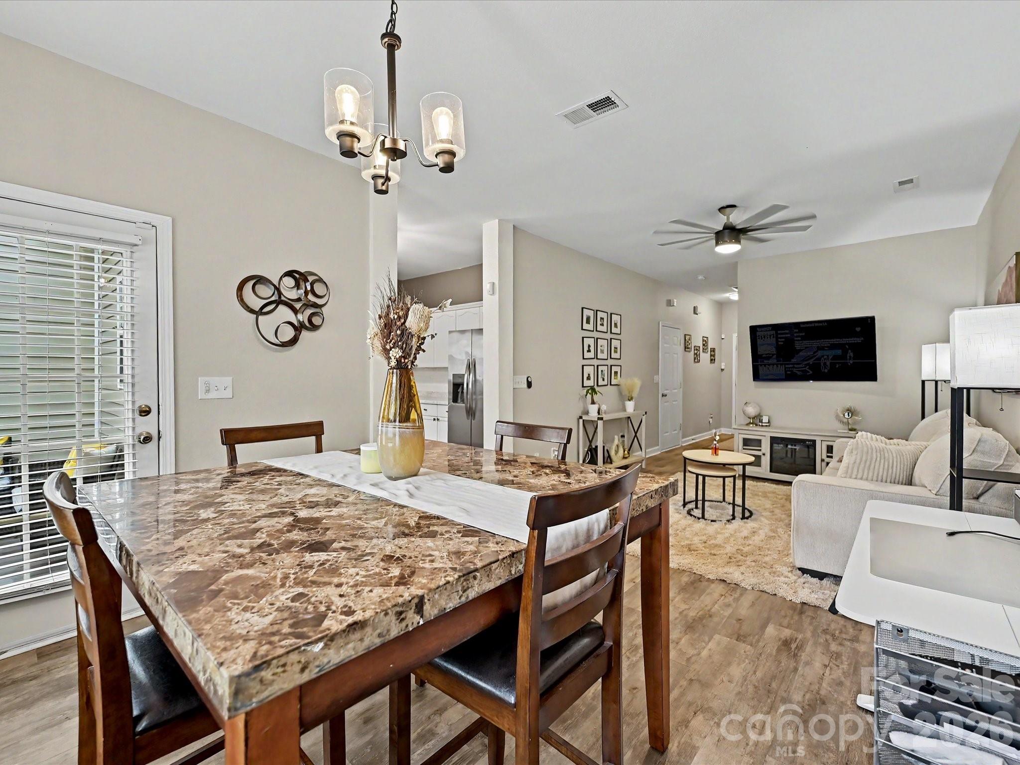 334 Bridal Veil Drive Property Photo 4