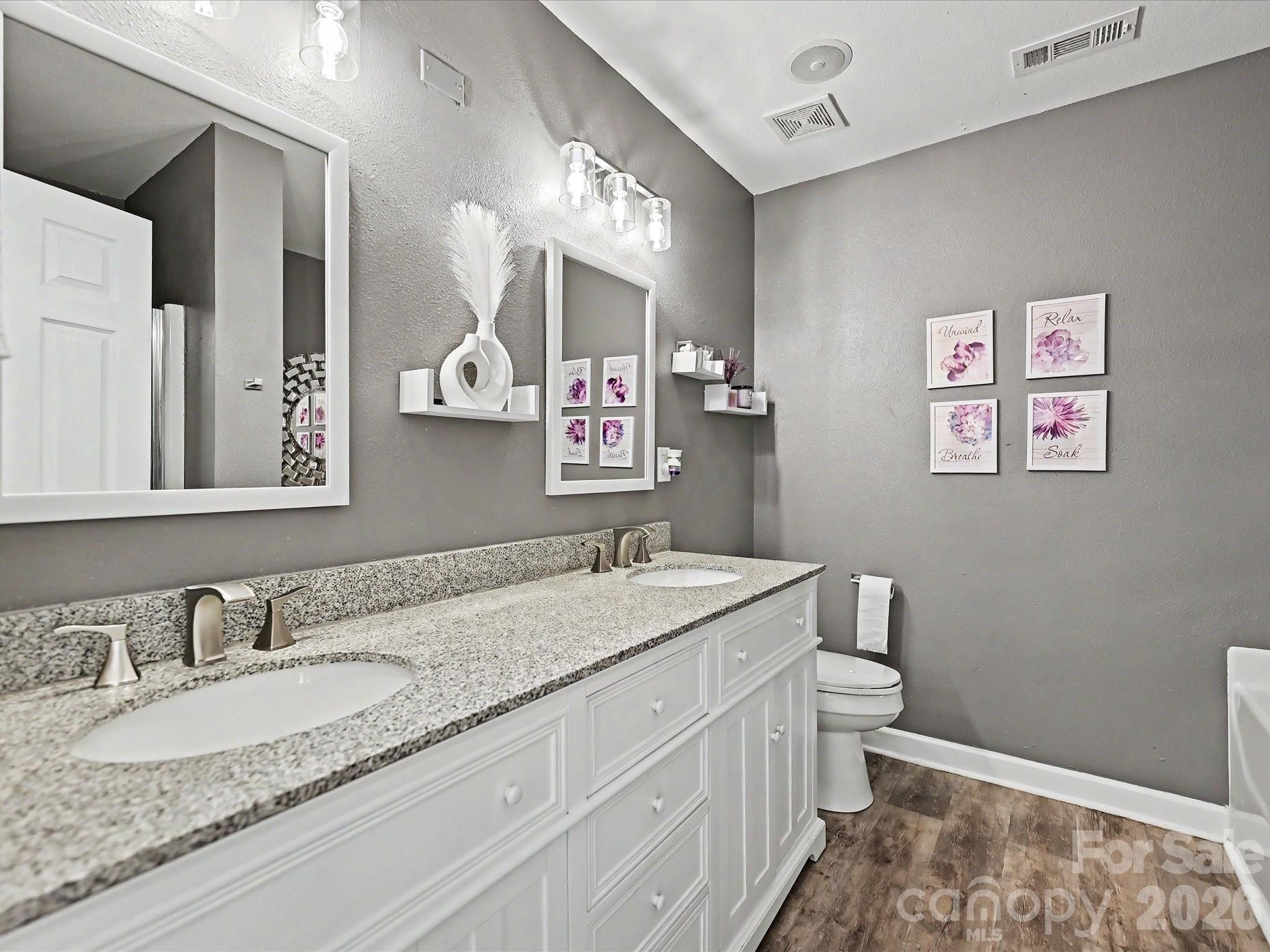 334 Bridal Veil Drive Property Photo 16