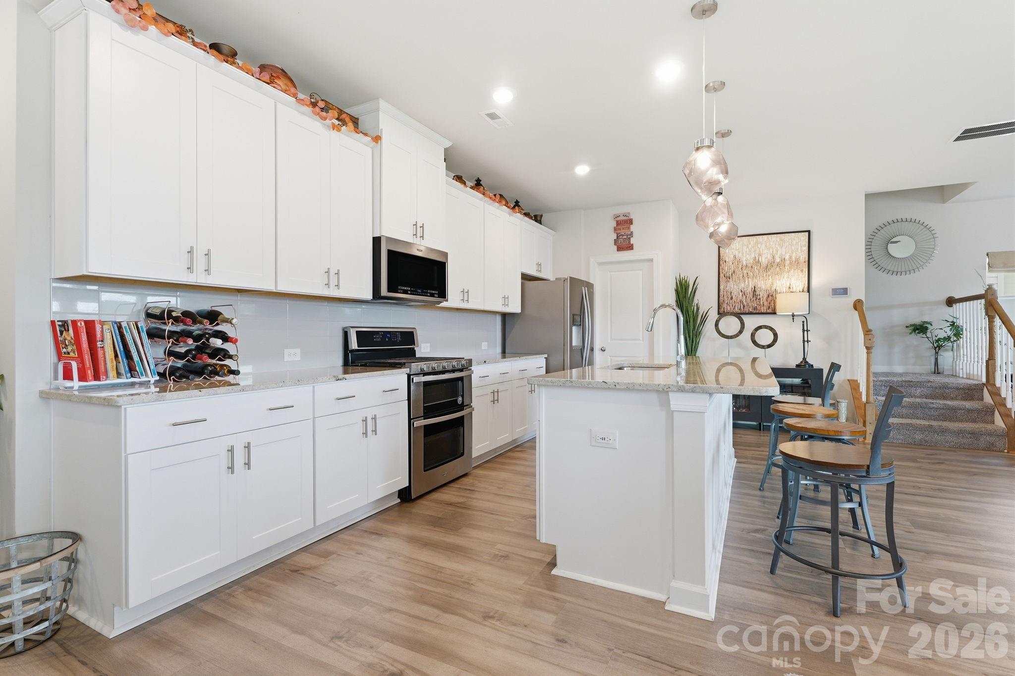 5012 Shadbush Road Property Photo 6