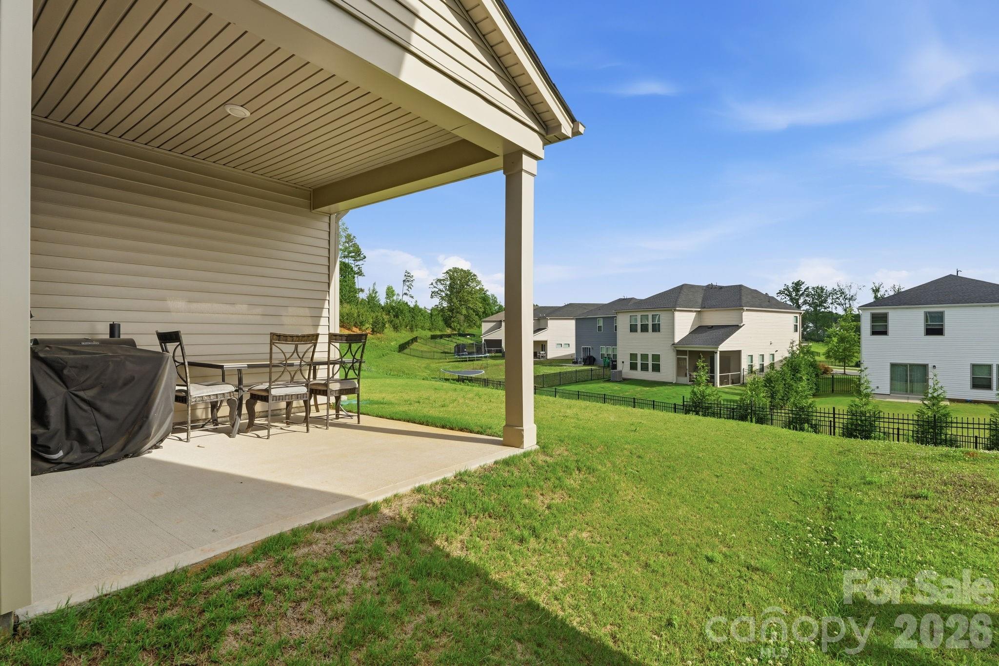 5012 Shadbush Road Property Photo 32