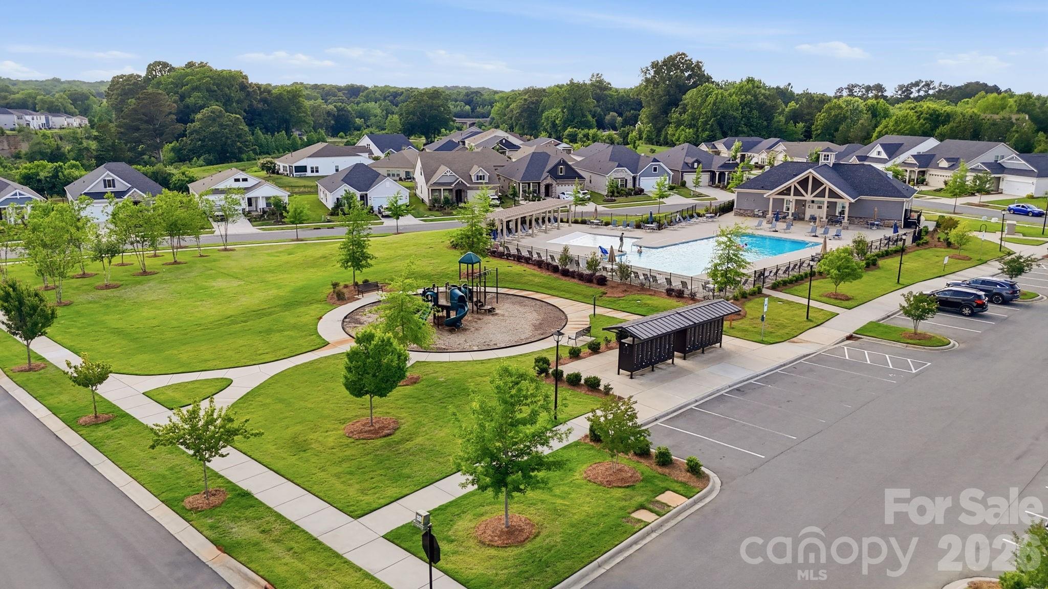 5012 Shadbush Road Property Photo 41
