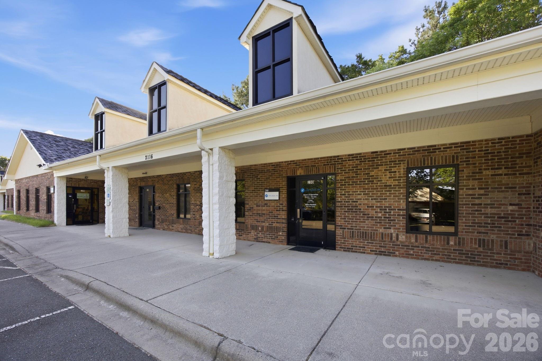 2116 Crown Centre Drive 200 Property Photo 4