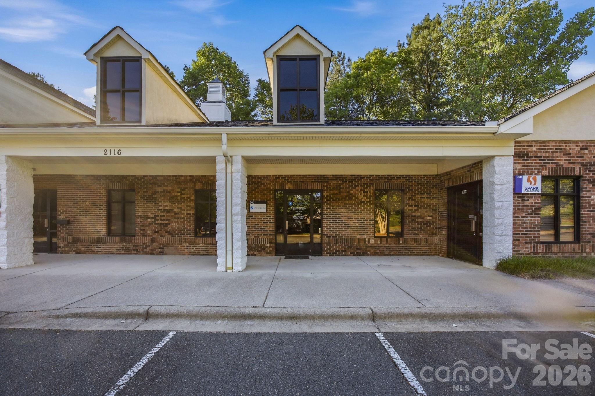 2116 Crown Centre Drive 200 Property Photo 5