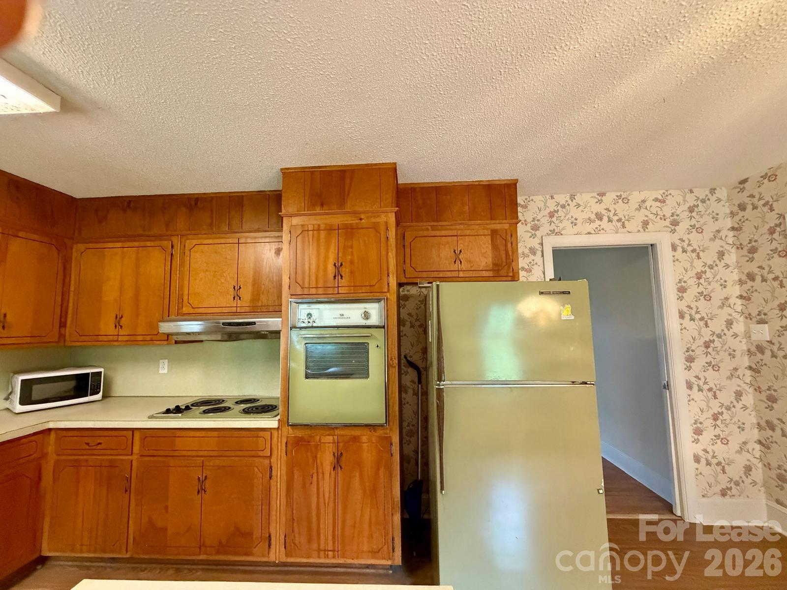 3720 S Providence Road Property Photo 9