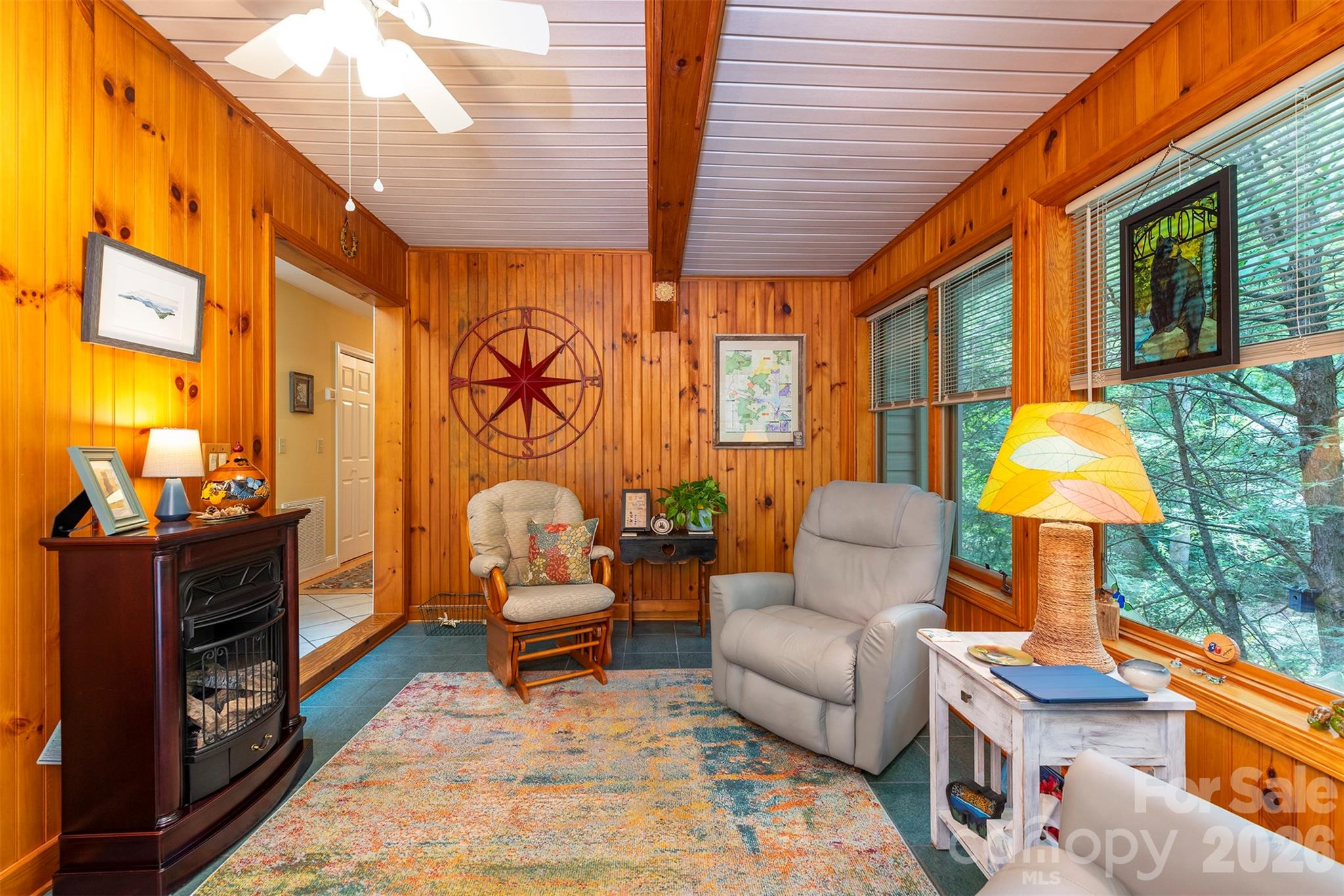 132 Rumbling Bald Road Property Photo 9