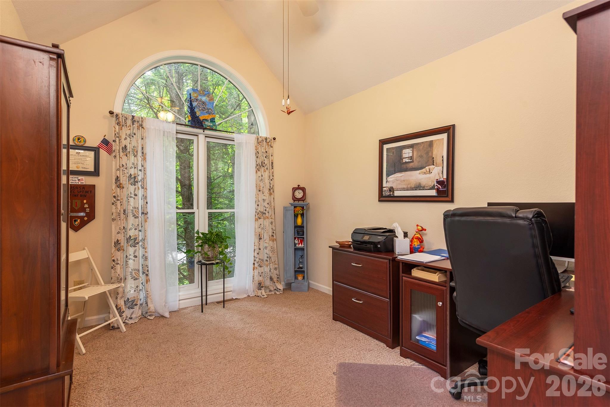 132 Rumbling Bald Road Property Photo 14
