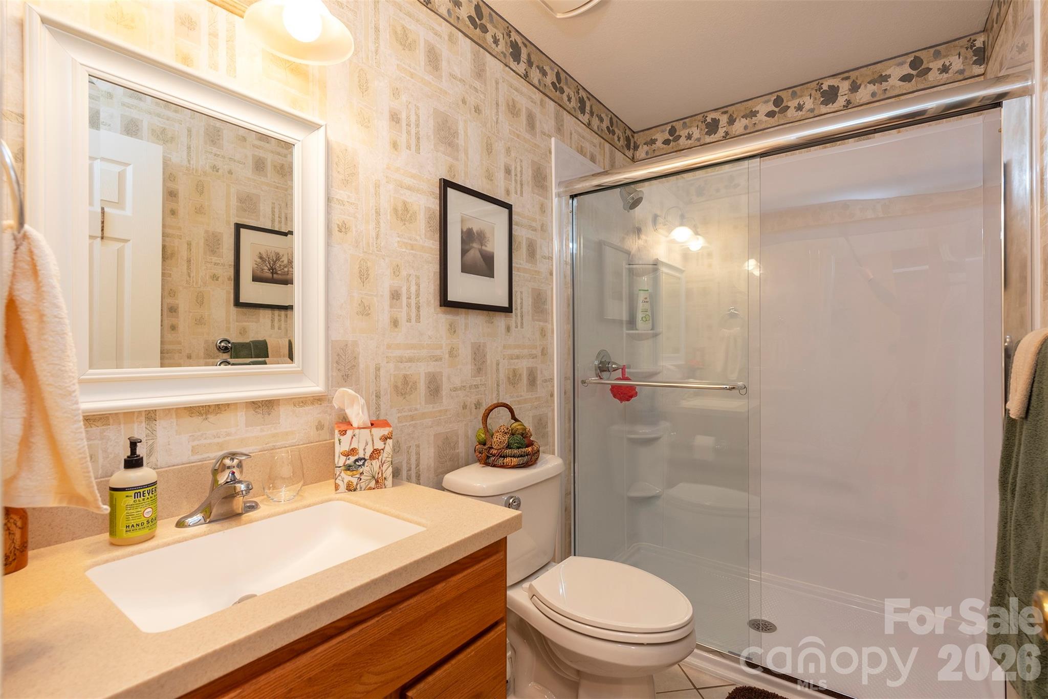 132 Rumbling Bald Road Property Photo 19