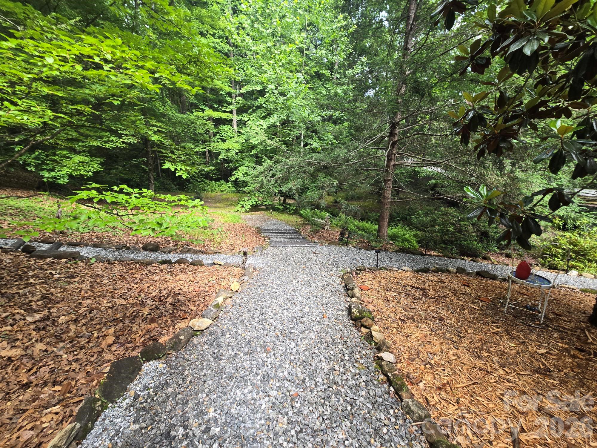 132 Rumbling Bald Road Property Photo 26