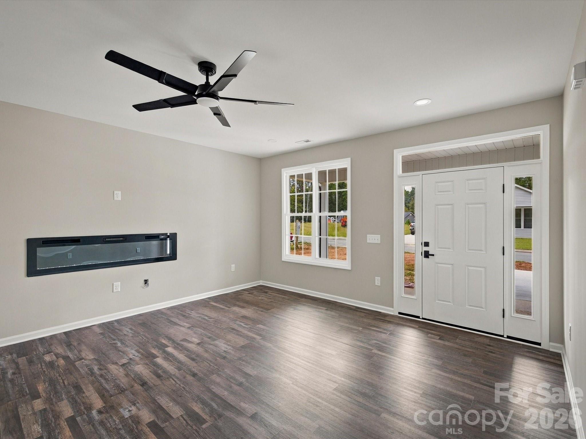 212 Eagle Landing 28 Property Photo 3