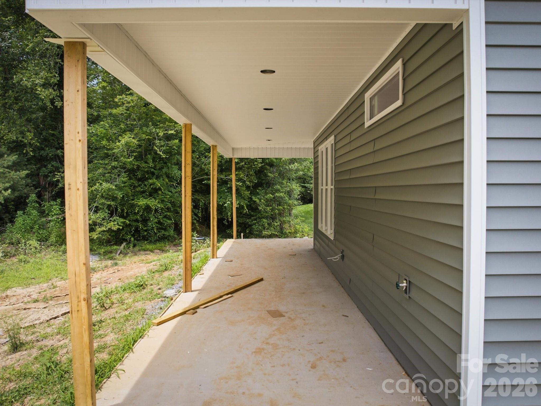 212 Eagle Landing 28 Property Photo 7