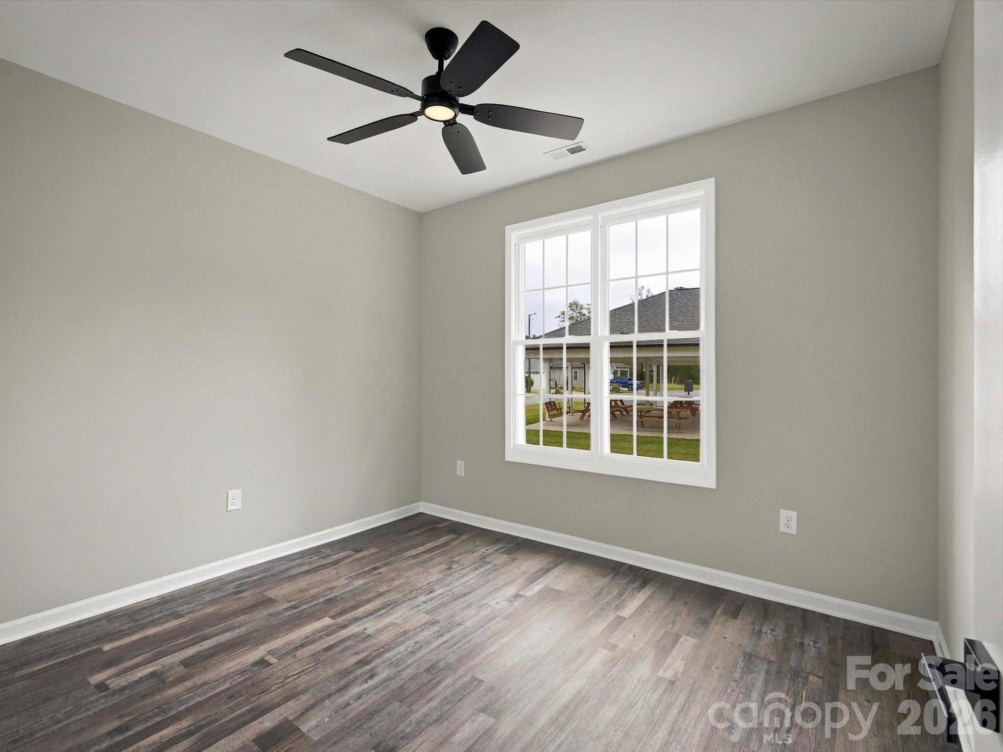 212 Eagle Landing 28 Property Photo 16