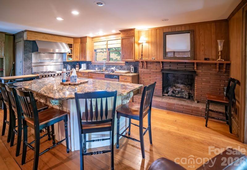 108 Beall Street Property Photo 12