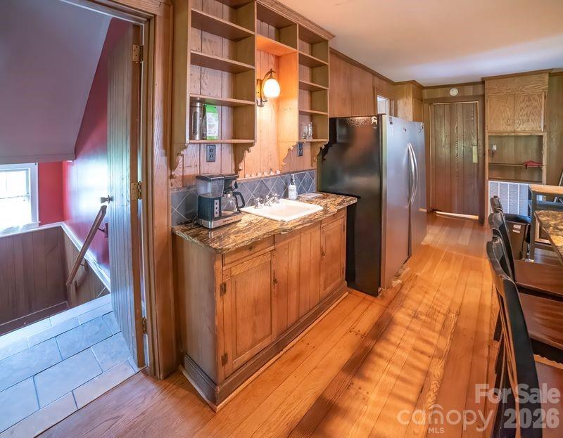 108 Beall Street Property Photo 15