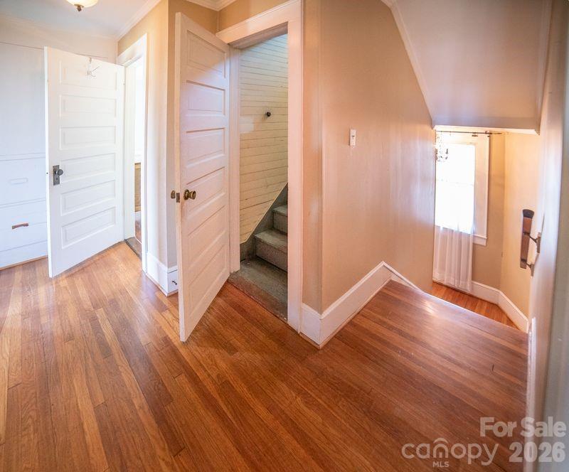 108 Beall Street Property Photo 28