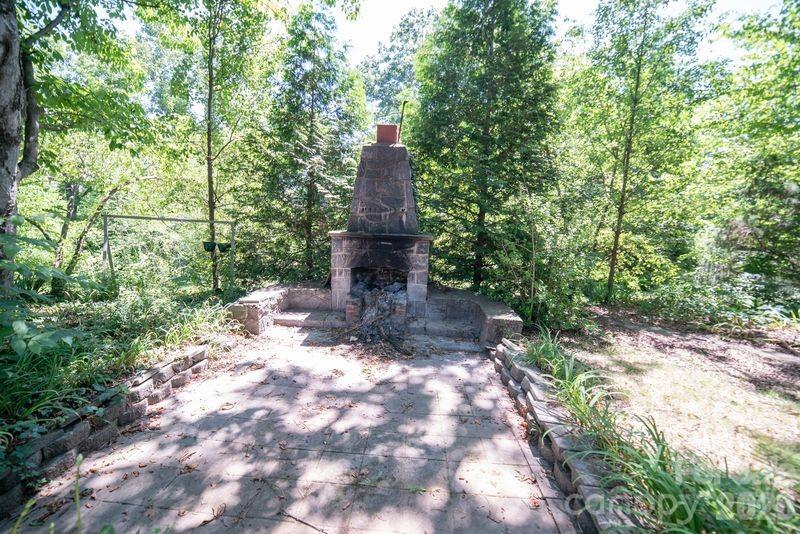 108 Beall Street Property Photo 36
