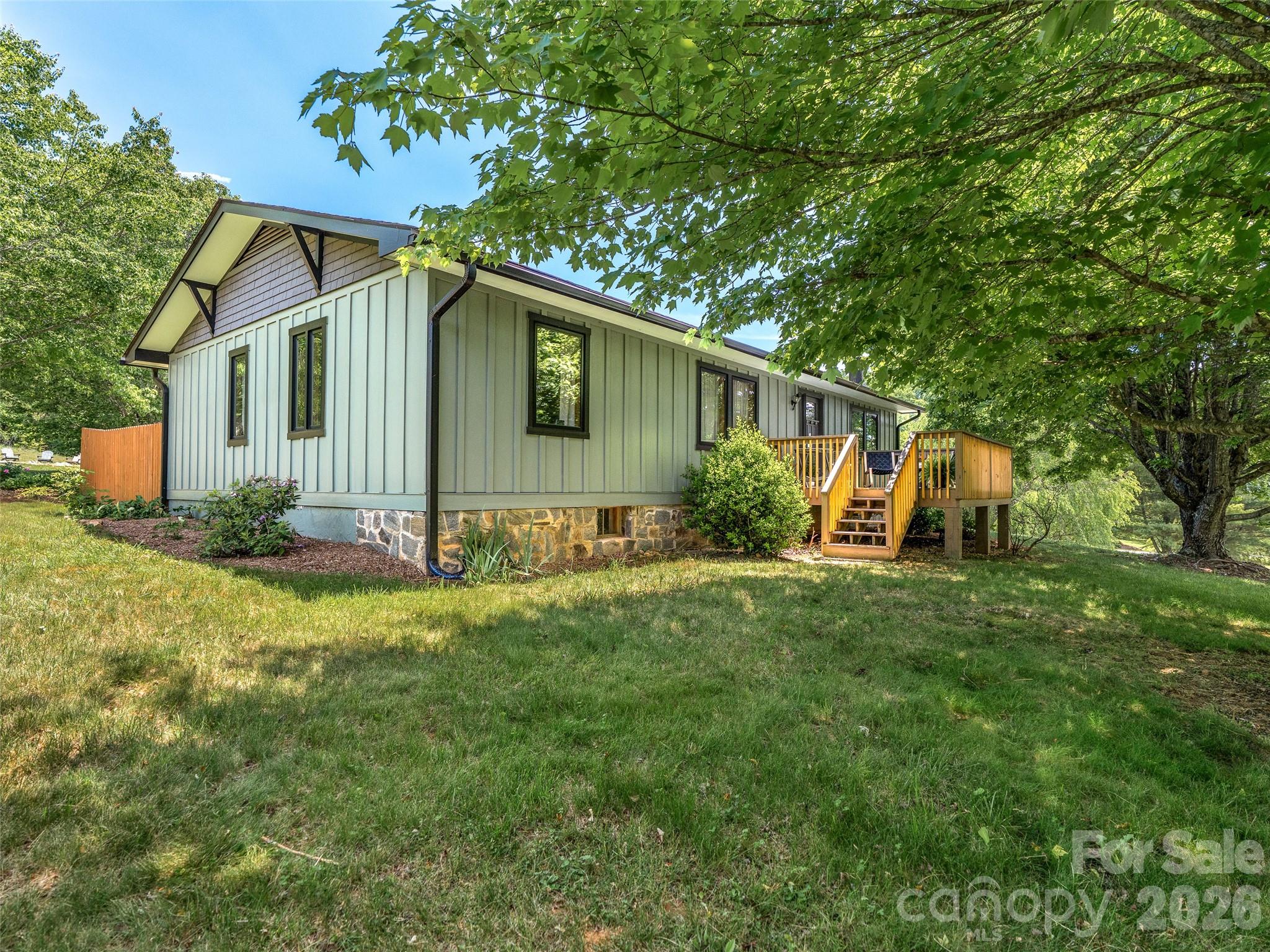 241 Pinners Cove Road Property Photo 3