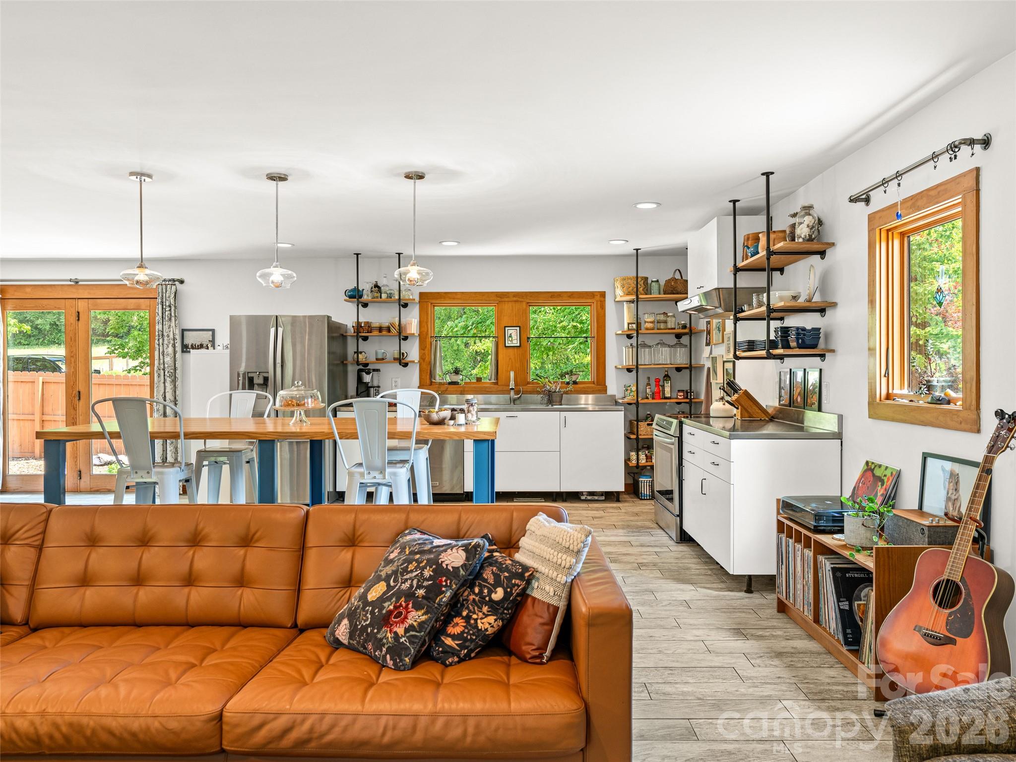 241 Pinners Cove Road Property Photo 6