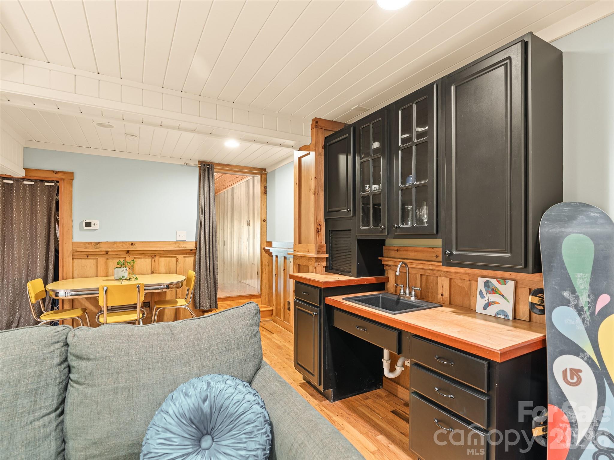 241 Pinners Cove Road Property Photo 17