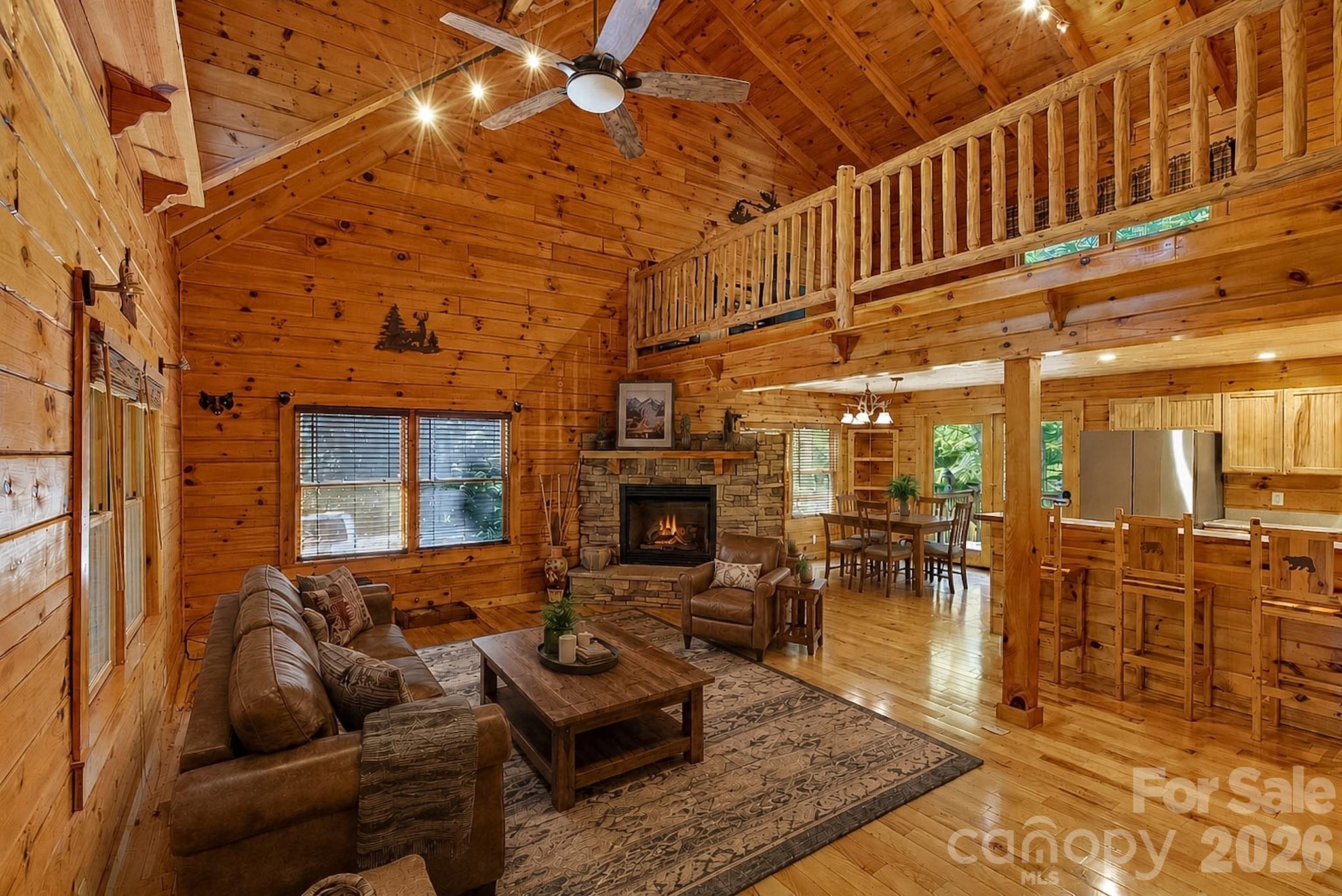 545 Mountain Crest Drive Property Photo 7
