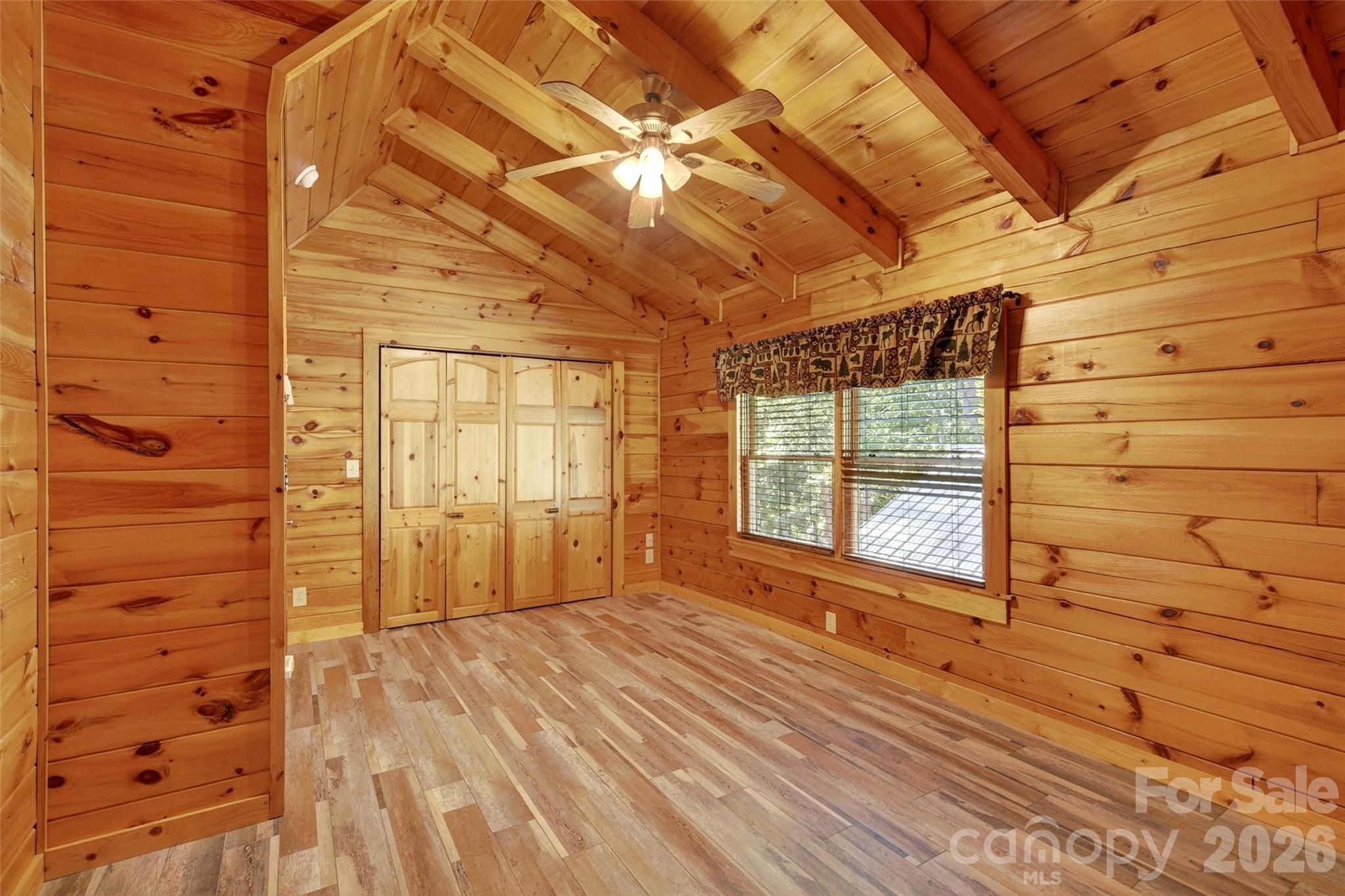 545 Mountain Crest Drive Property Photo 26