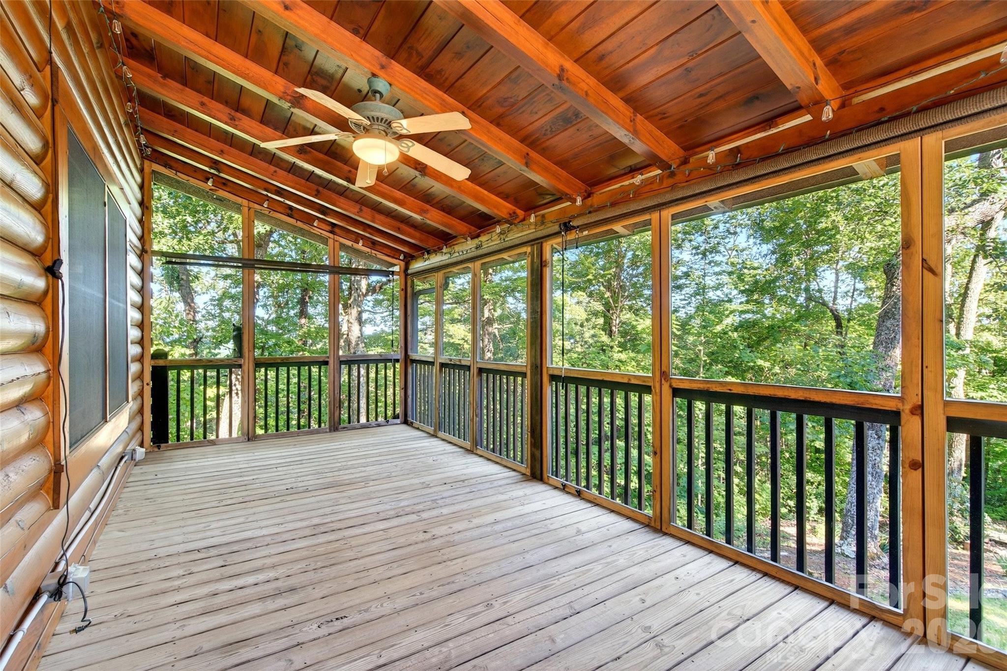 545 Mountain Crest Drive Property Photo 36