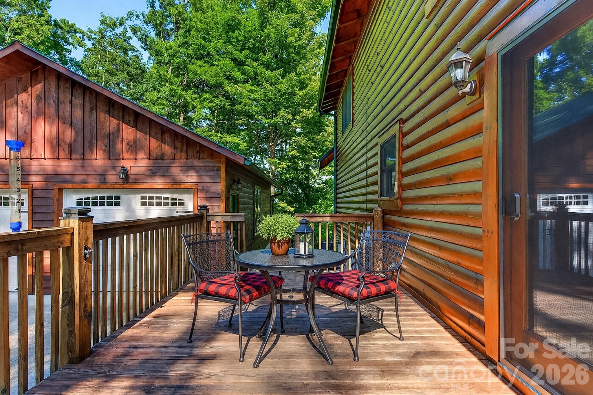 545 Mountain Crest Drive Property Photo 40