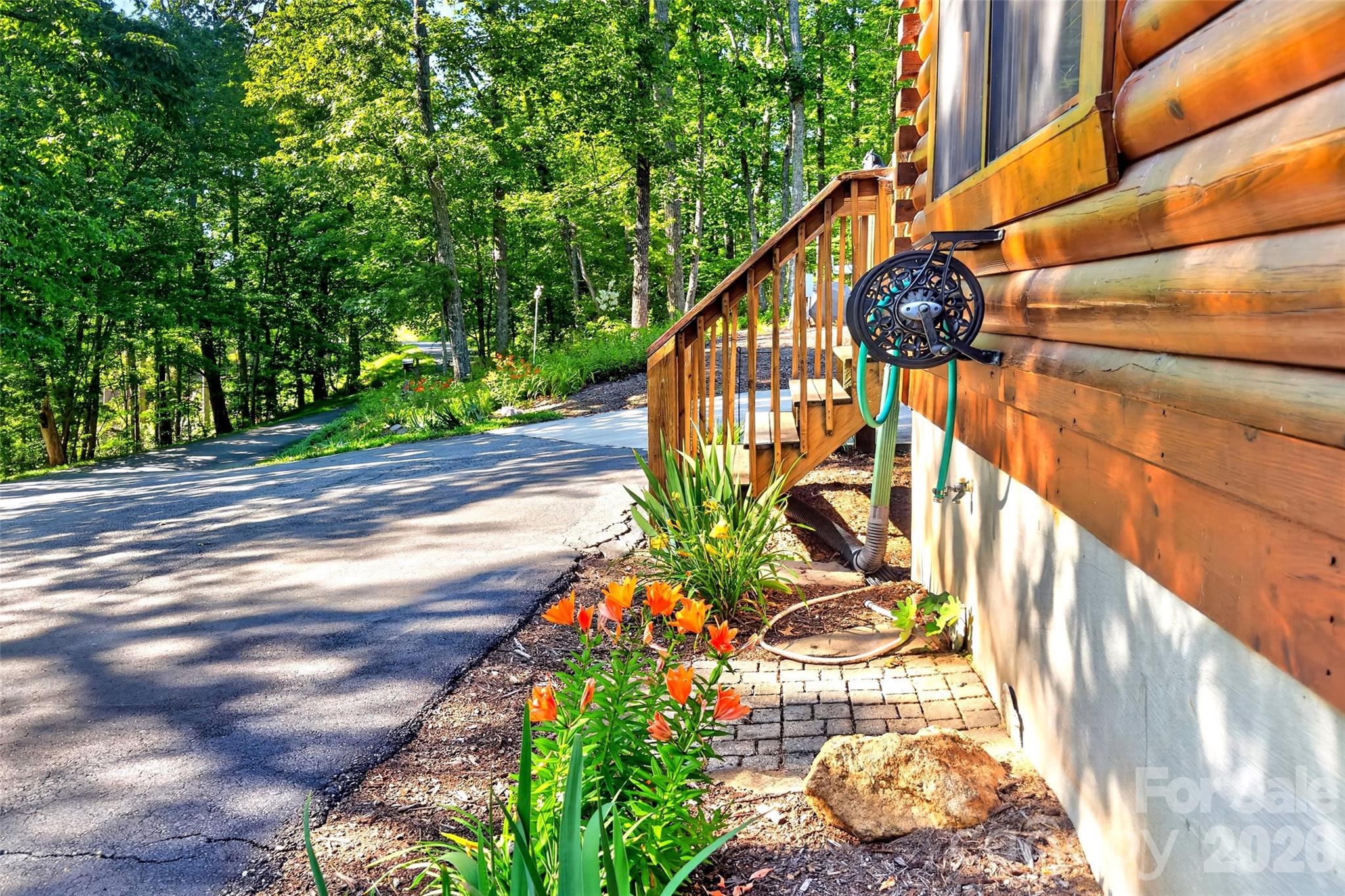 545 Mountain Crest Drive Property Photo 45