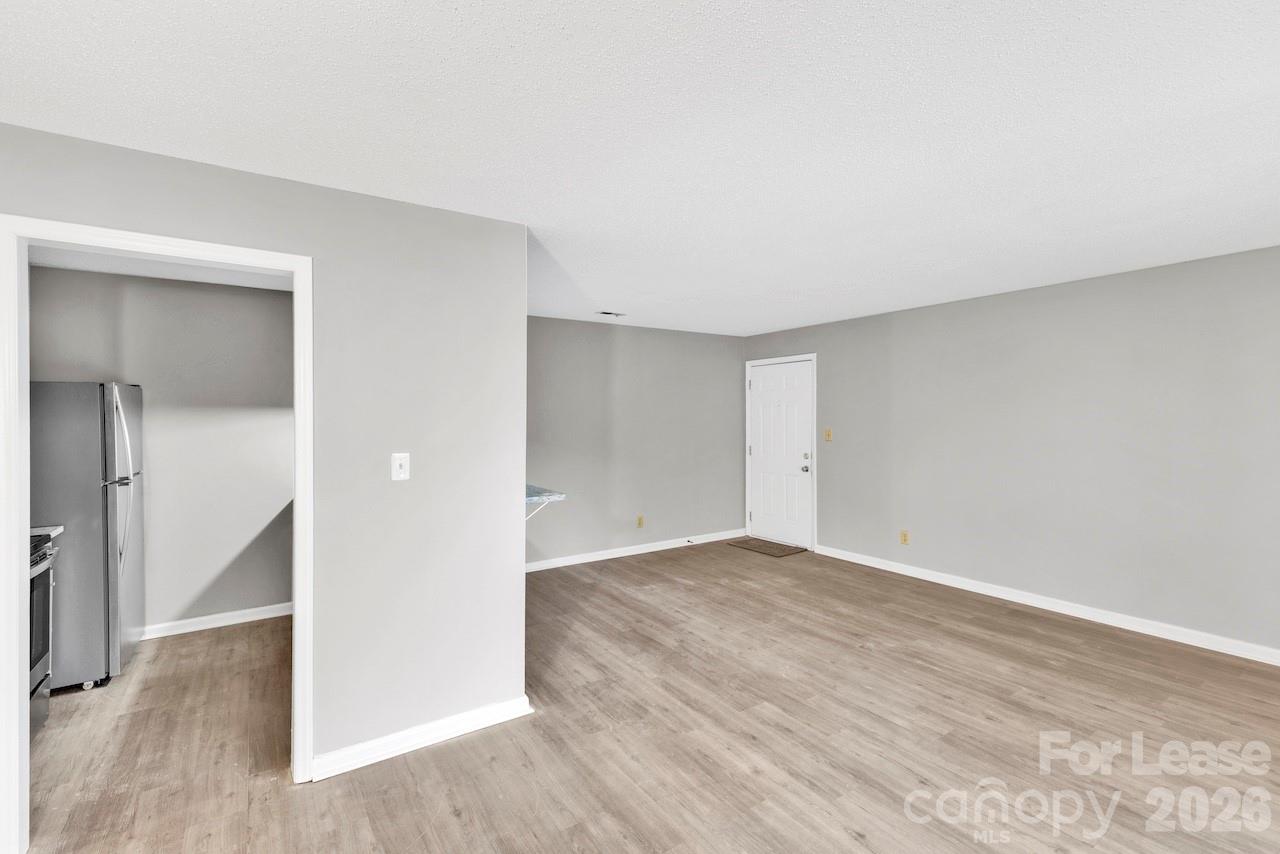 9531 University Terrace Drive E Property Photo 4