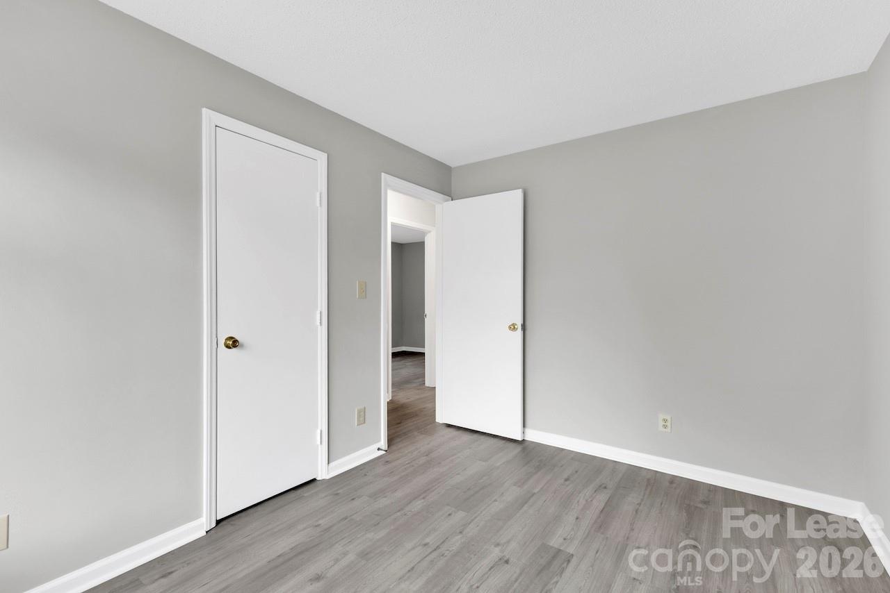 9531 University Terrace Drive E Property Photo 10