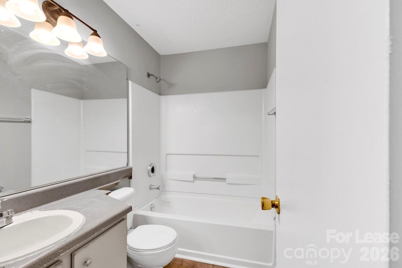 9531 University Terrace Drive E Property Photo 16