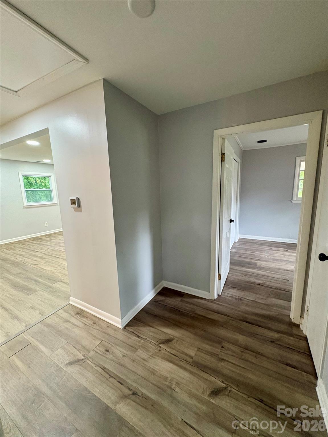 435 E Club Drive Property Photo 13