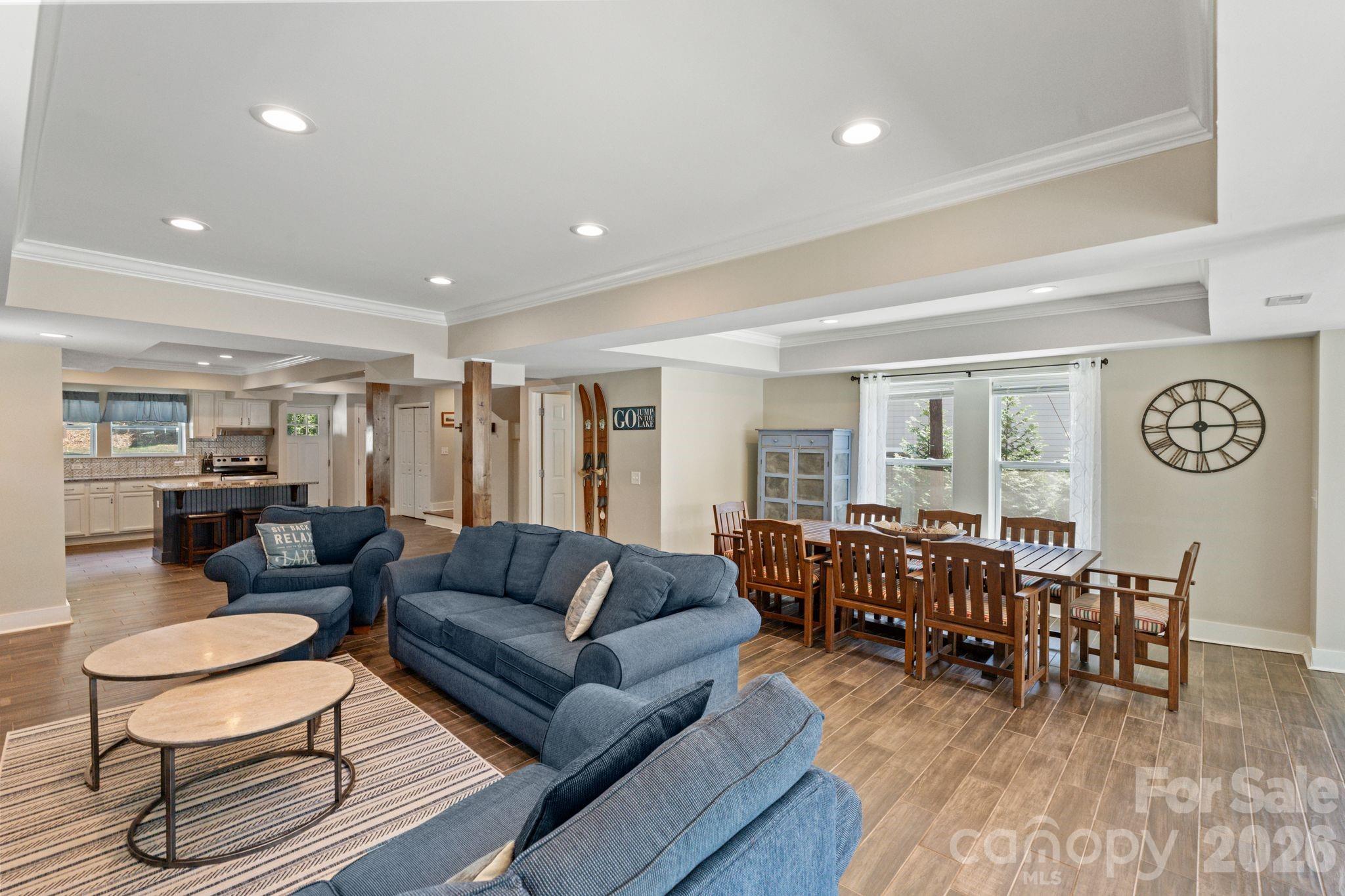 383 Sundown Road Property Photo 6