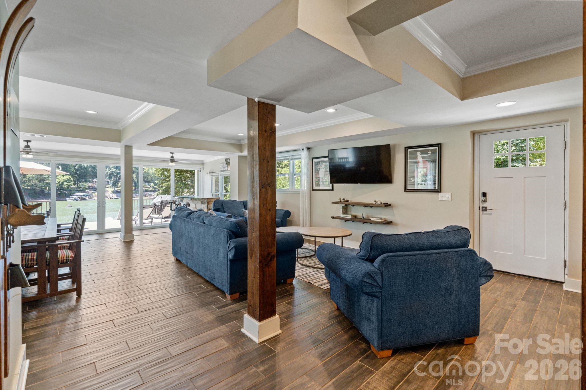 383 Sundown Road Property Photo 7