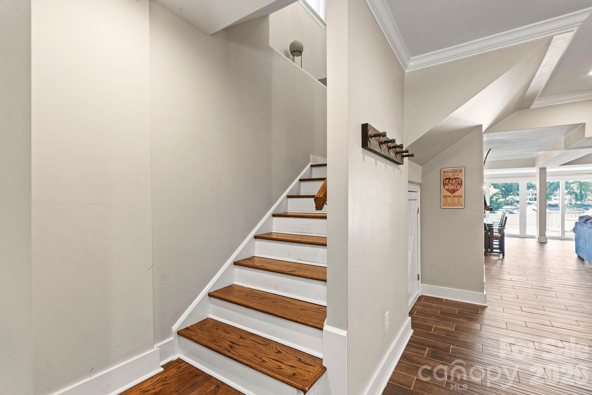 383 Sundown Road Property Photo 15