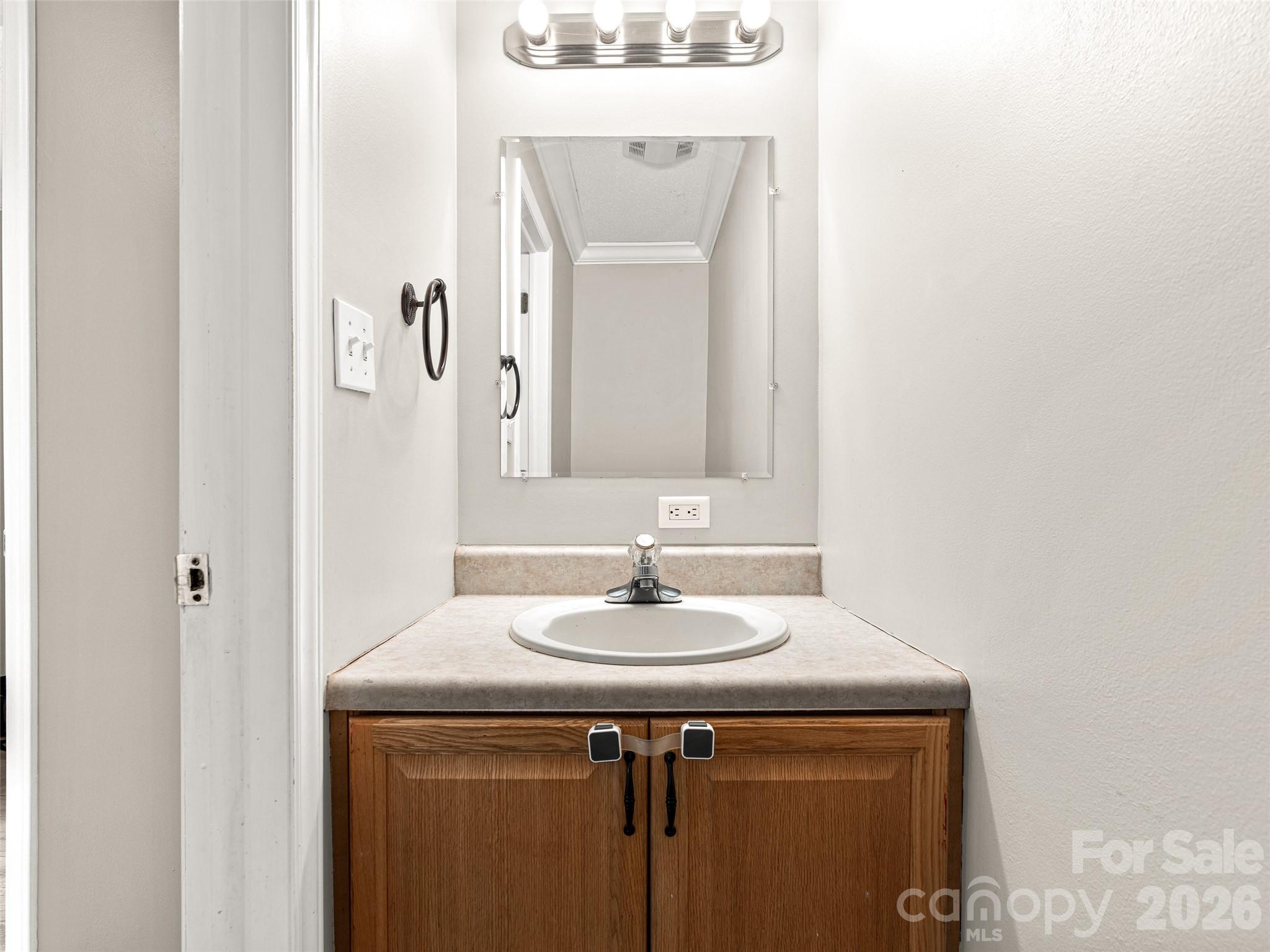 17 Captains Drive Property Photo 27