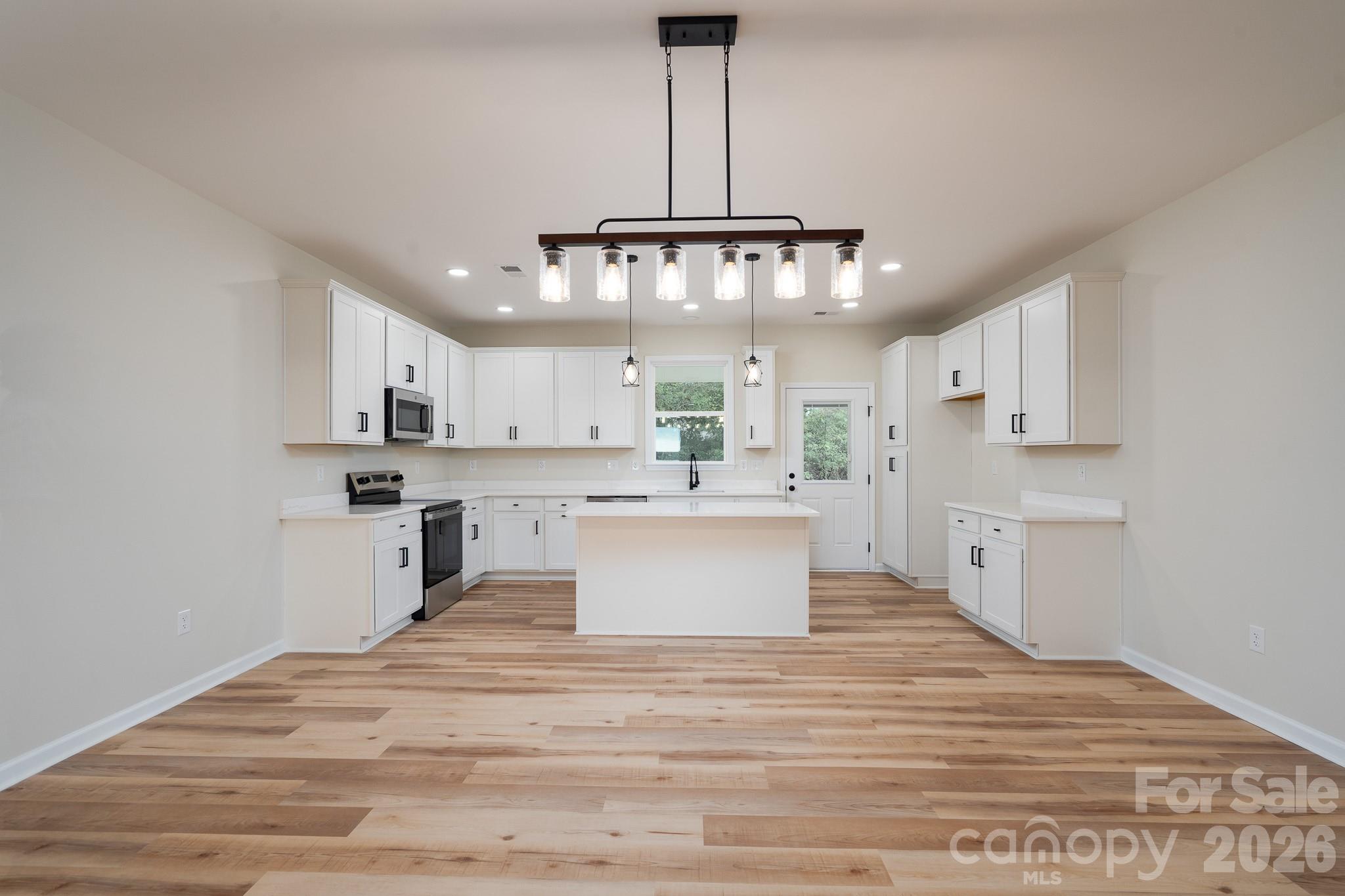 38068 Porter Road Property Photo 7