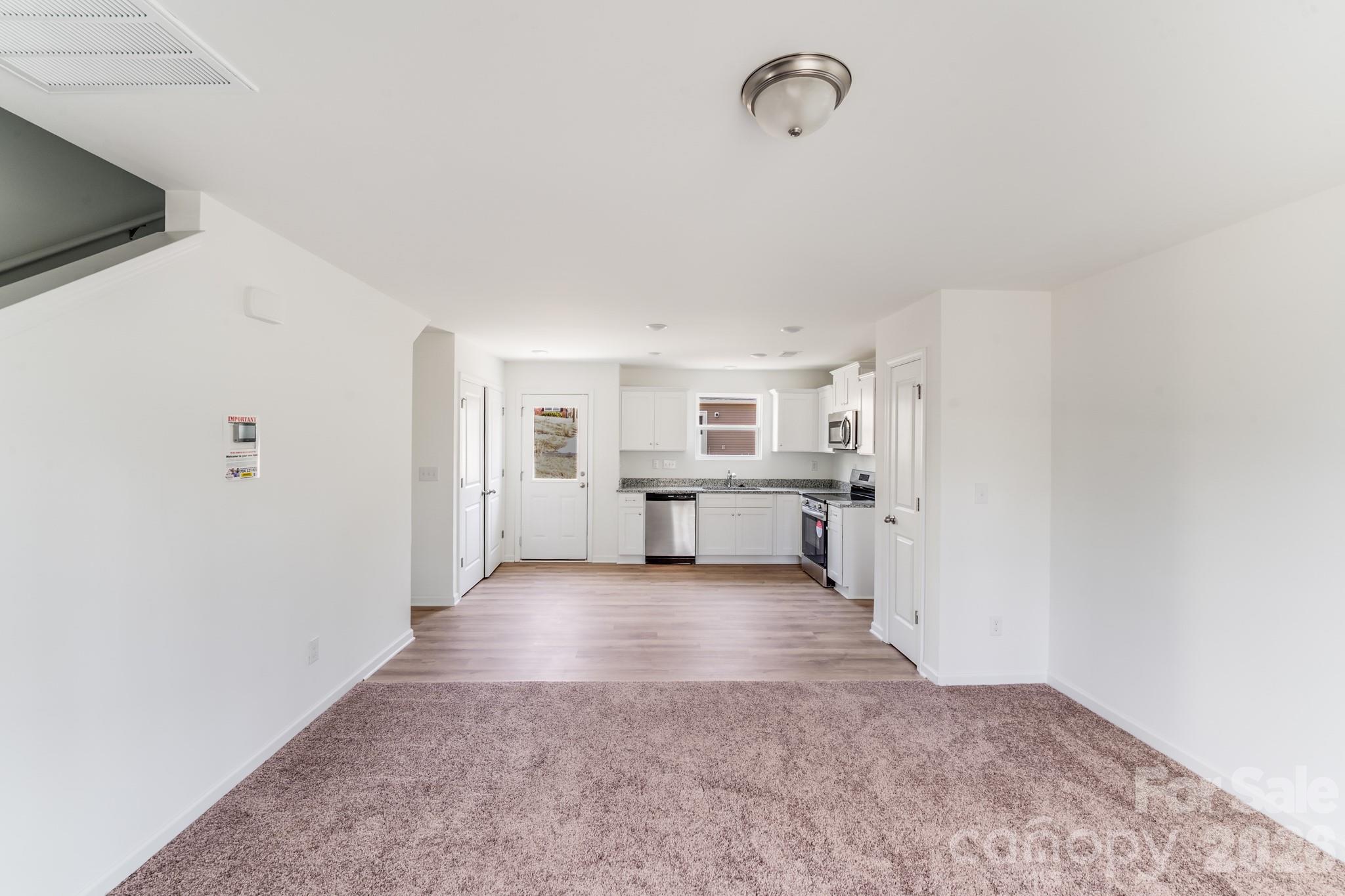341 Buckelew Street Property Photo 8