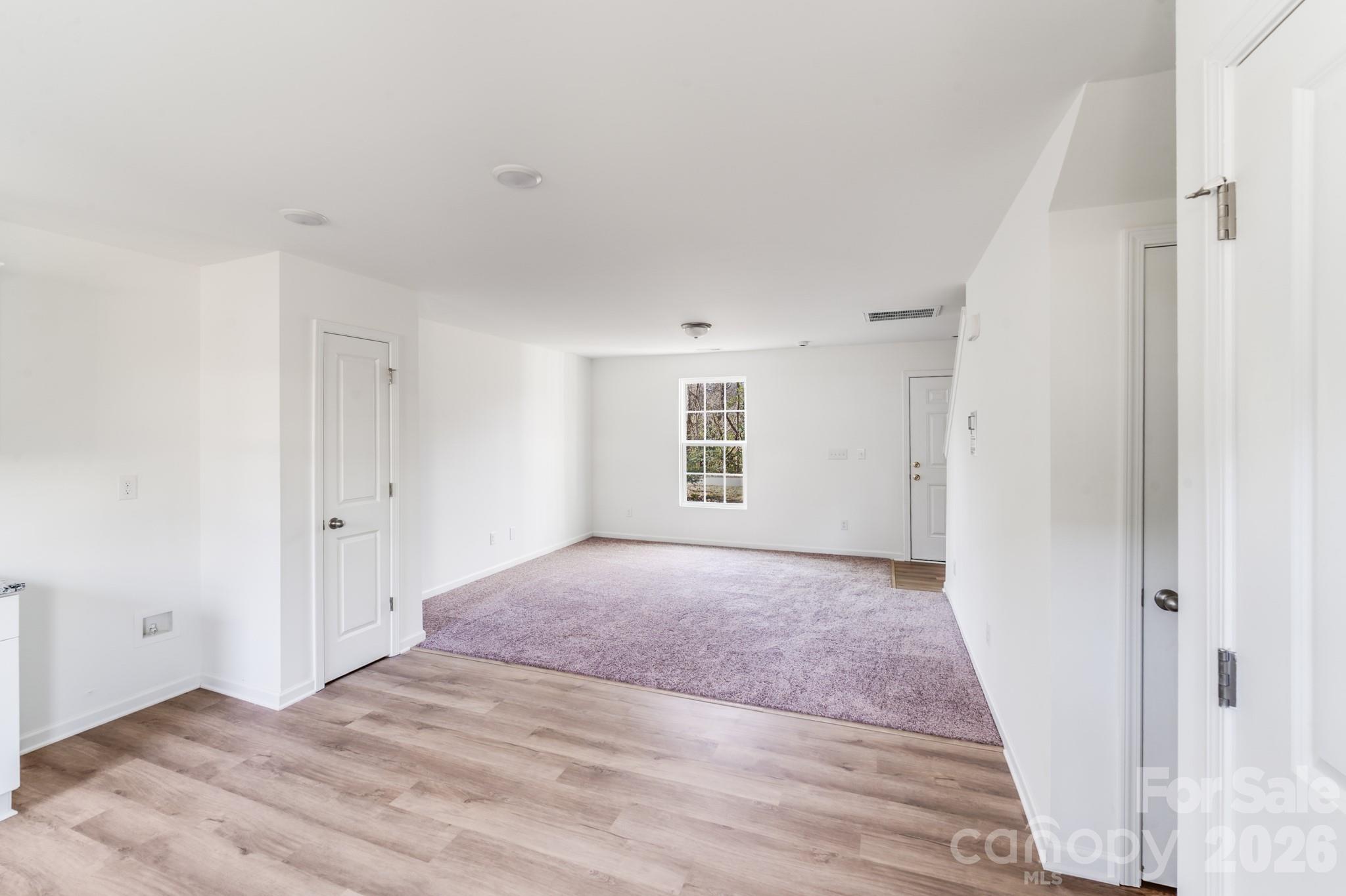 341 Buckelew Street Property Photo 10