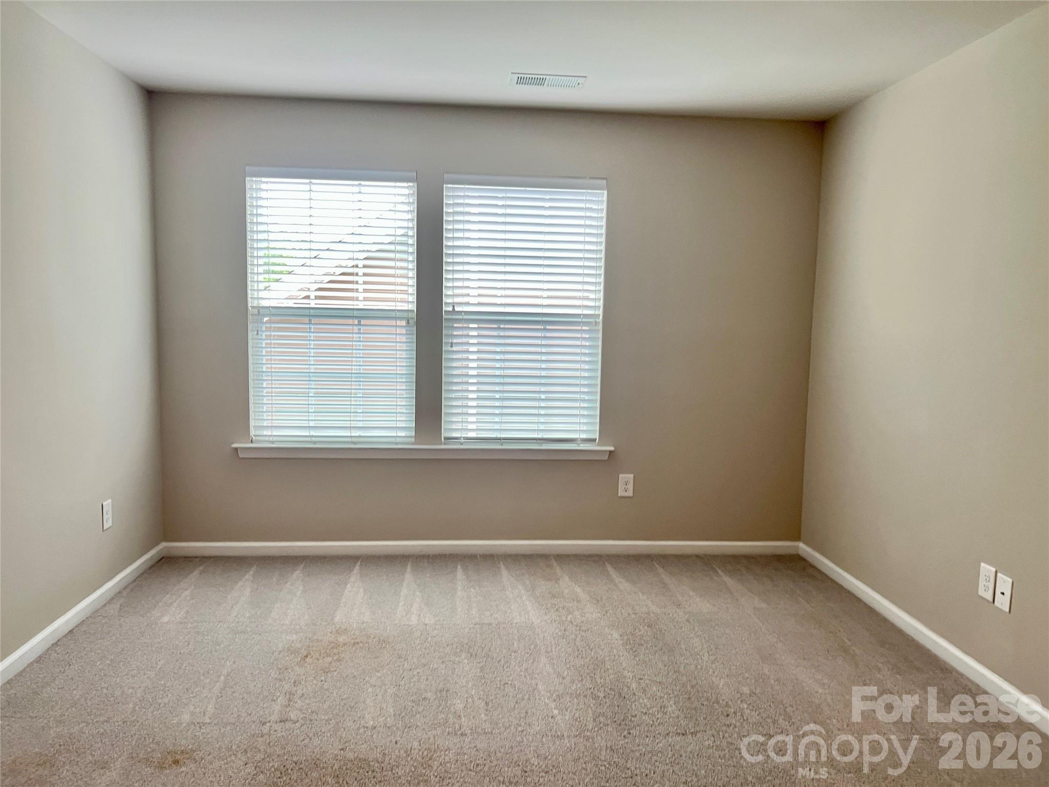 601 Deep River Way Property Photo 10