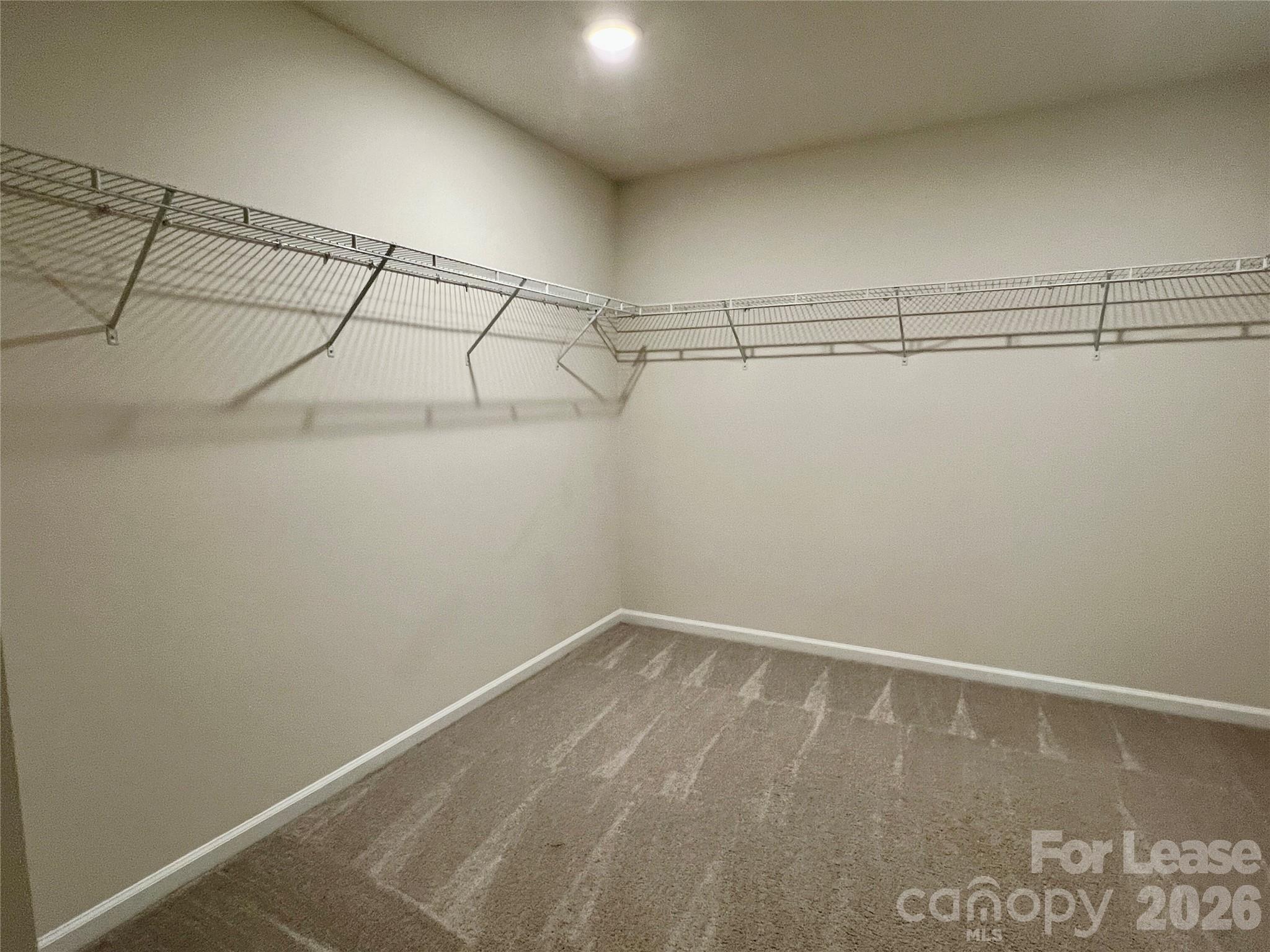 601 Deep River Way Property Photo 14