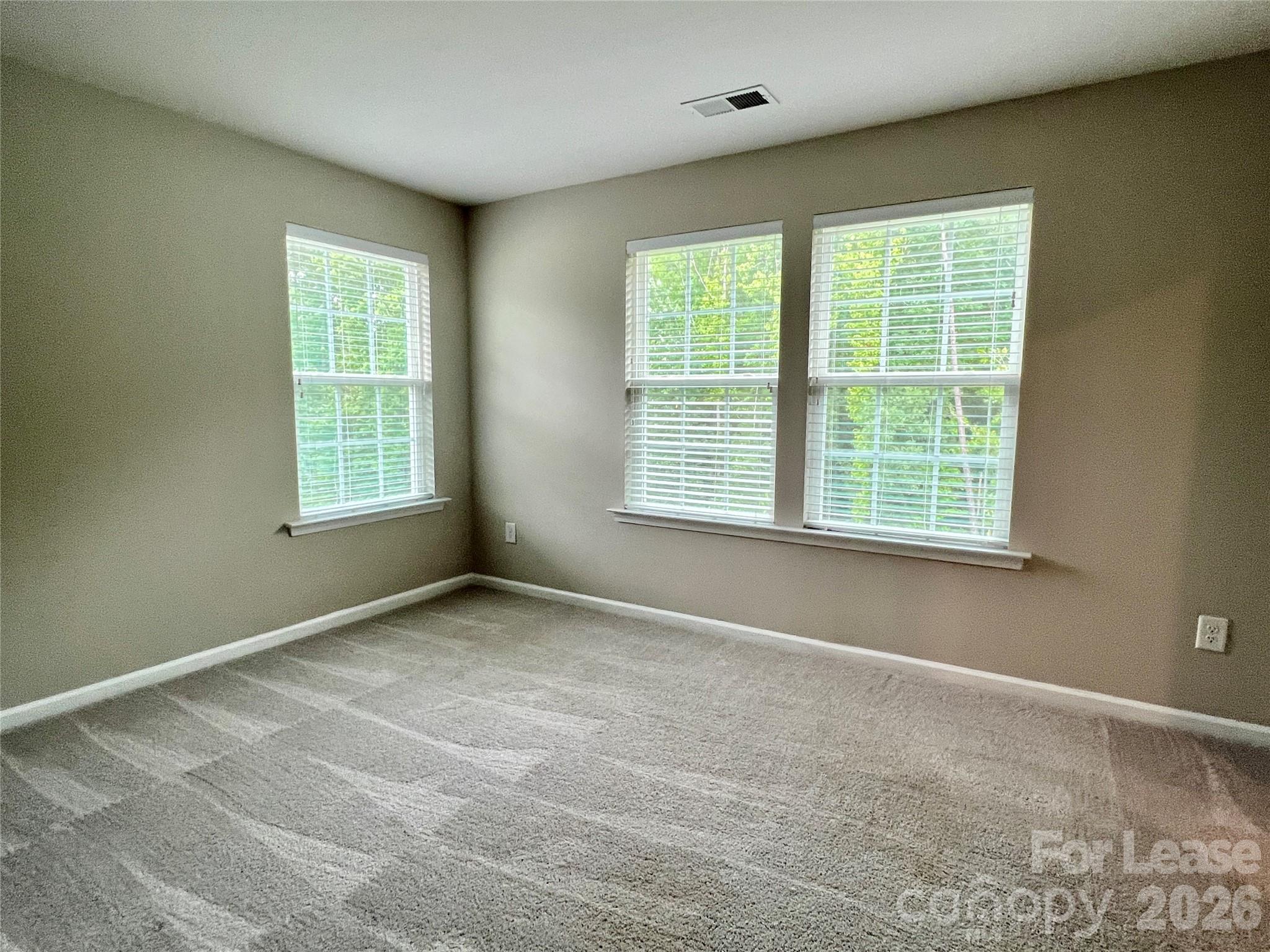 601 Deep River Way Property Photo 15