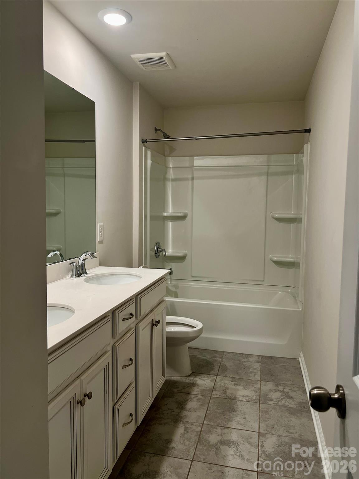 601 Deep River Way Property Photo 19